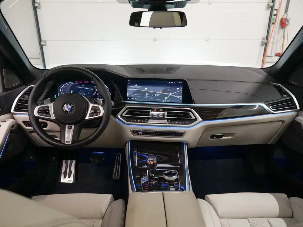 BMW X5 xDrive45e M-Sport uit 2021, foto 10