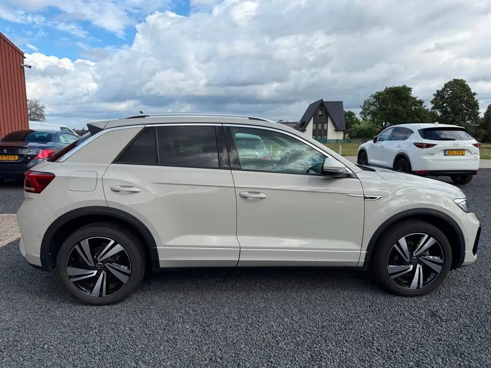 Volkswagen T-Roc 1.5 TSI R-Line uit 2024, foto 6