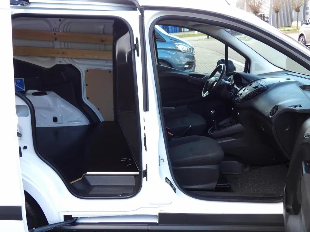Ford Transit Courier 1.0 BENZINE ECOBOOST 100PK 2020 1eEIGEN uit 2020, foto 13