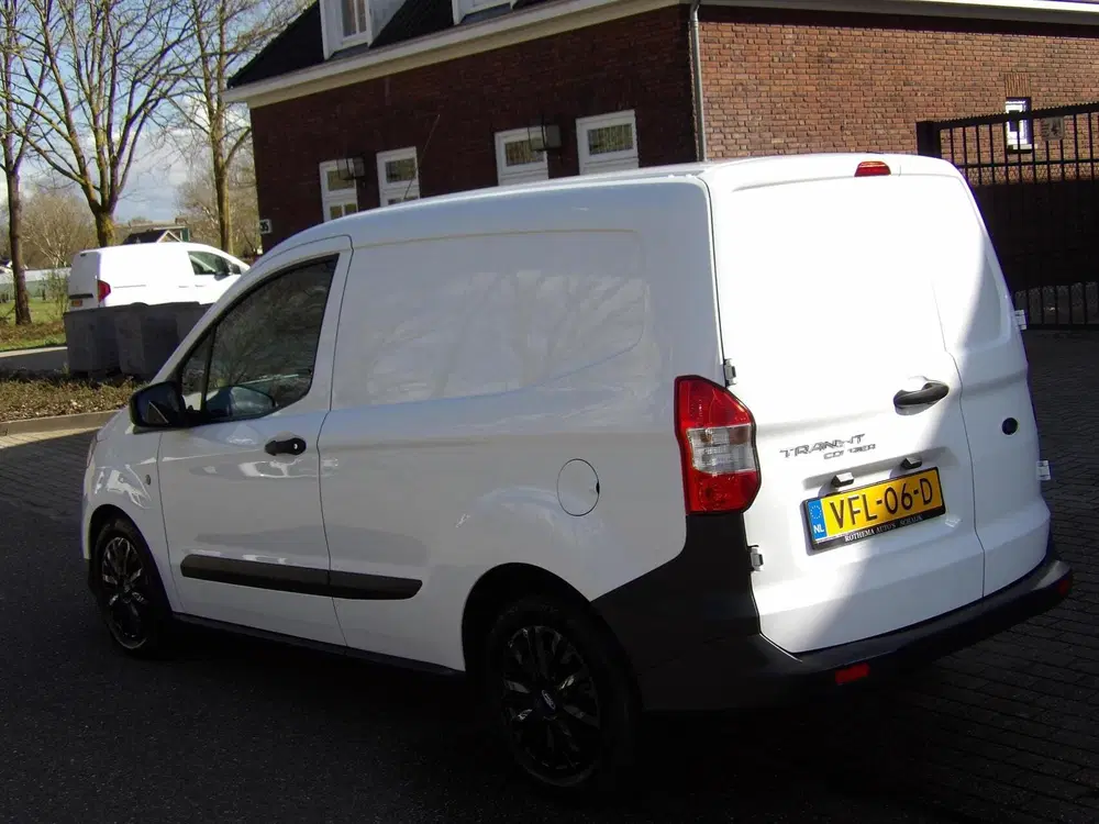 Ford Transit Courier 1.0 BENZINE ECOBOOST 100PK 2020 1eEIGEN uit 2020, foto 6