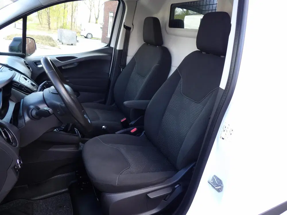 Ford Transit Courier 1.0 BENZINE ECOBOOST 100PK 2020 1eEIGEN uit 2020, foto 8