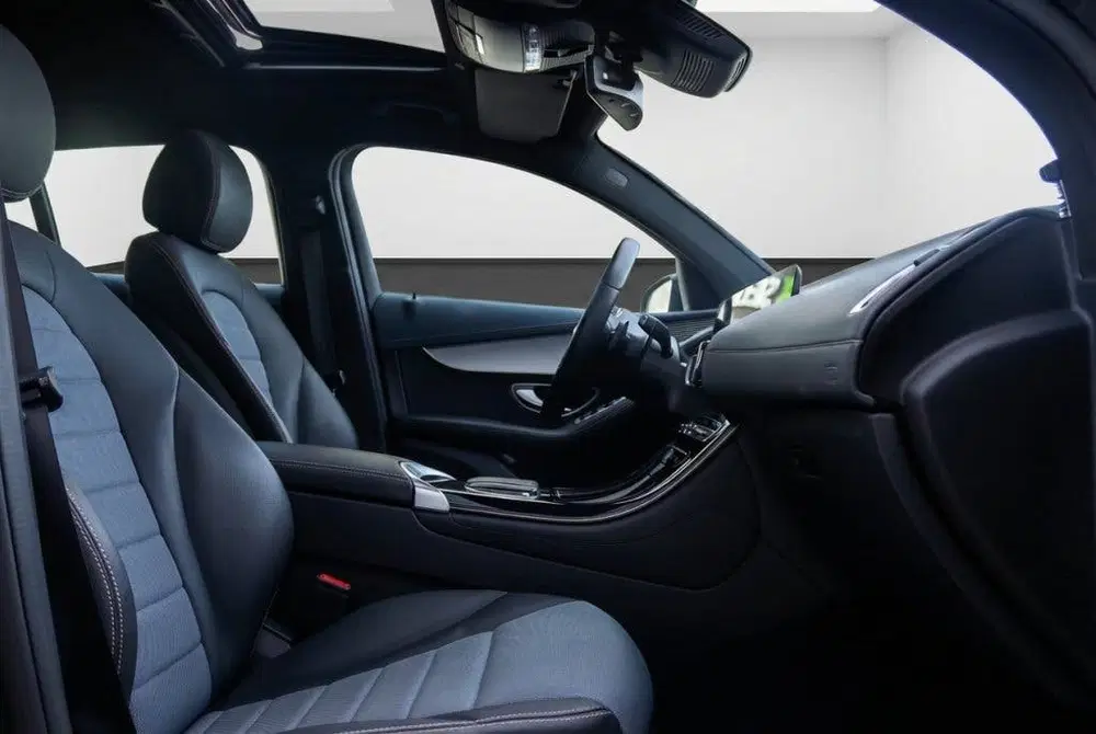 Mercedes-Benz EQC EQC 400 4Matic Schuifdak uit 2022, foto 13