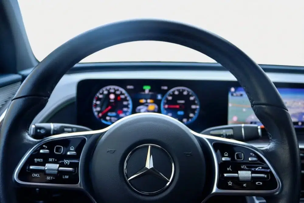 Mercedes-Benz EQC EQC 400 4Matic Schuifdak uit 2022, foto 15