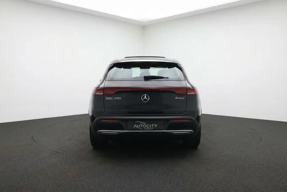 Mercedes-Benz EQC EQC 400 4Matic Schuifdak uit 2022, foto 4