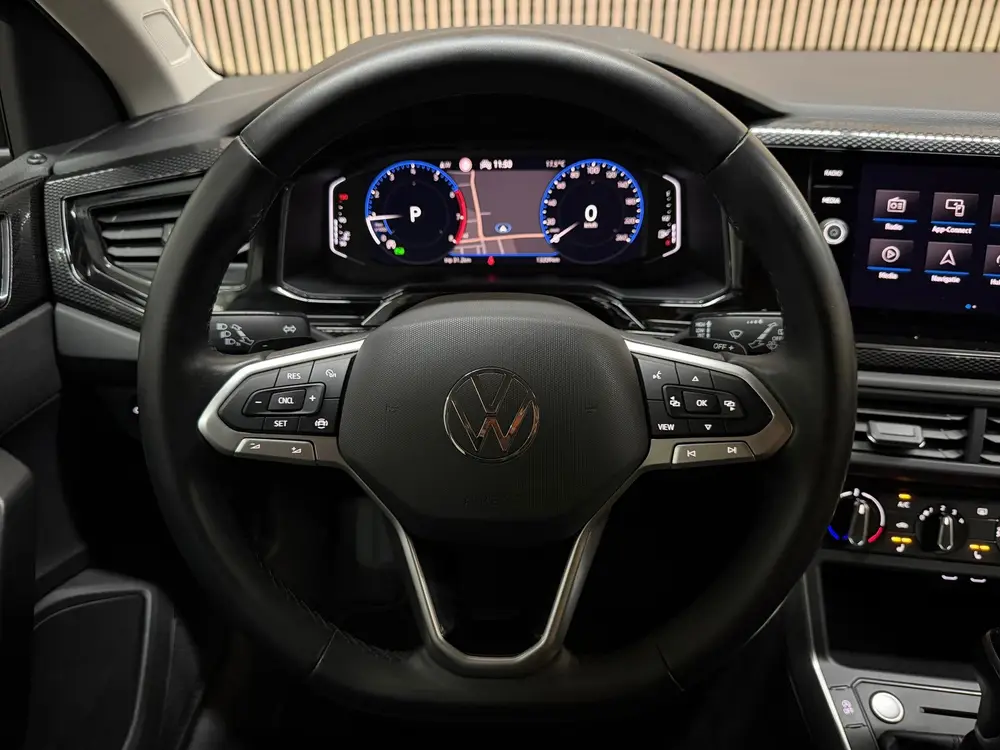 Volkswagen Polo 1.0 TSI R-Line 2023 DSG VITRUAL KEYLESS ACC uit 2023, foto 16