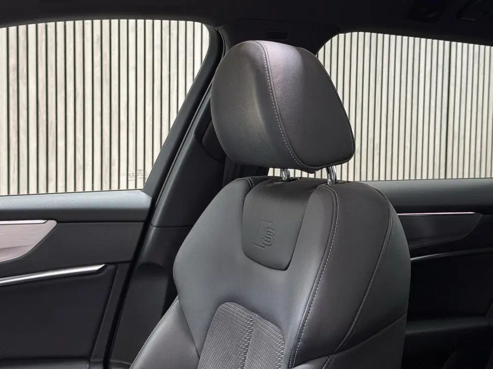 Audi A6 55 TFSI e Quattro Competition 367 PK uit 2020, foto 16