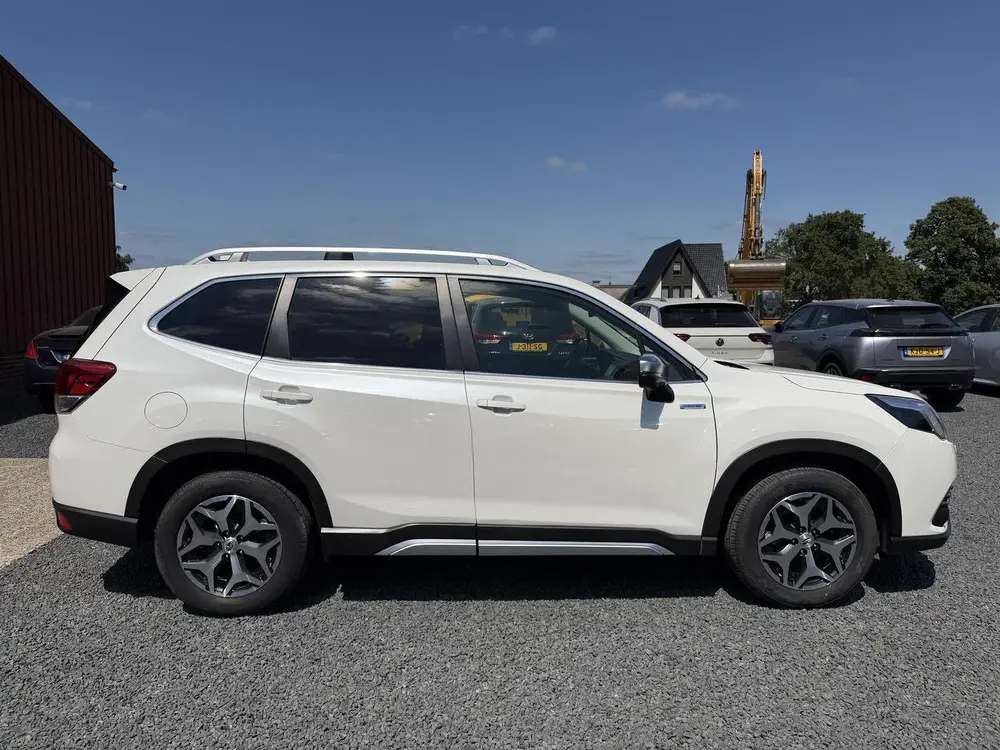 Subaru Forester HEV 2.0i e-BOXER Premium uit 2023, foto 6