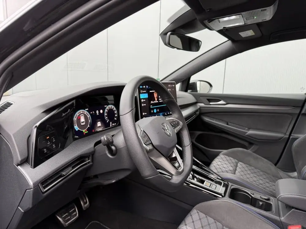 Volkswagen Golf Variant 1.5 eTSI R-Line fabrieksgarantie 110 uit 2025, foto 13