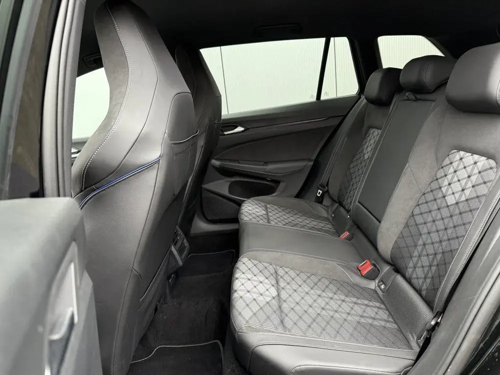 Volkswagen Golf Variant 1.5 eTSI R-Line fabrieksgarantie 110 uit 2025, foto 15