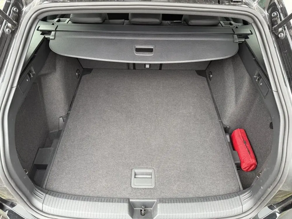Volkswagen Golf Variant 1.5 eTSI R-Line fabrieksgarantie 110 uit 2025, foto 16