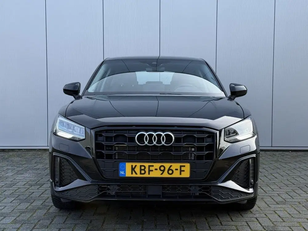 Audi Q2 35 TFSI S-line LED Camera Leer Automaat Ca uit 2025, foto 2