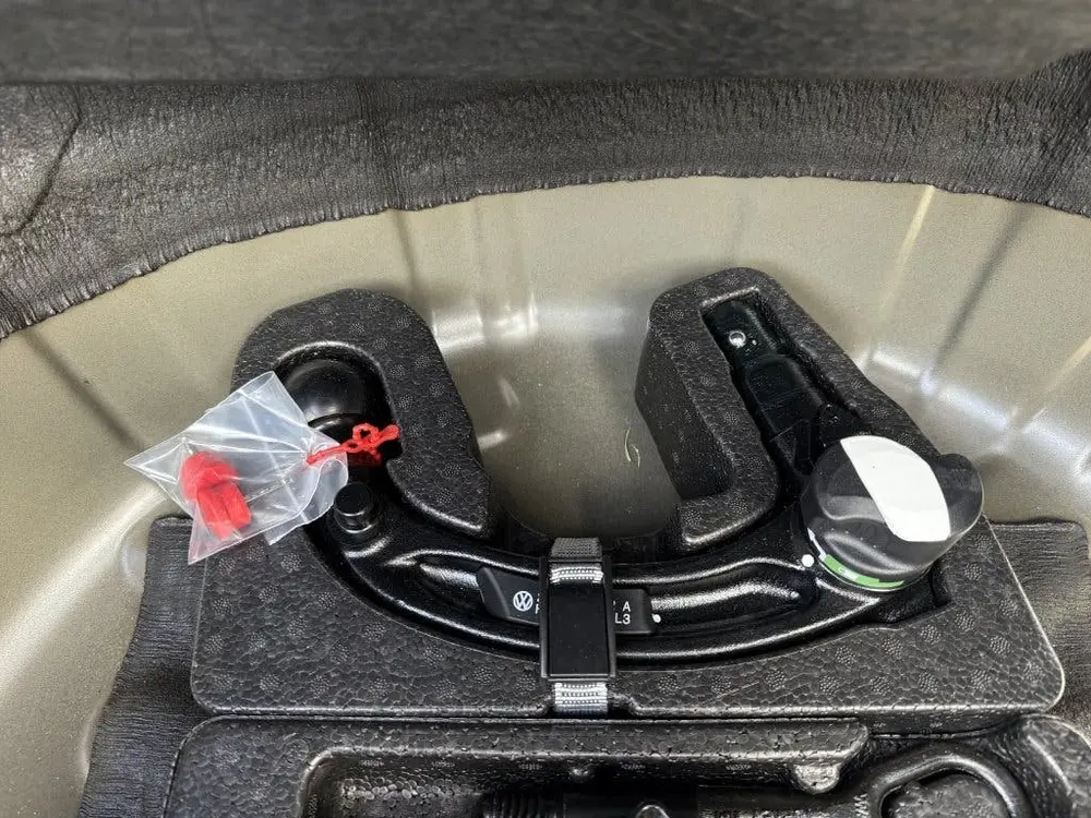 Volkswagen T-Cross 1.5 TSI R-Line Carplay Camera Led Acc Tre uit 2025, foto 17