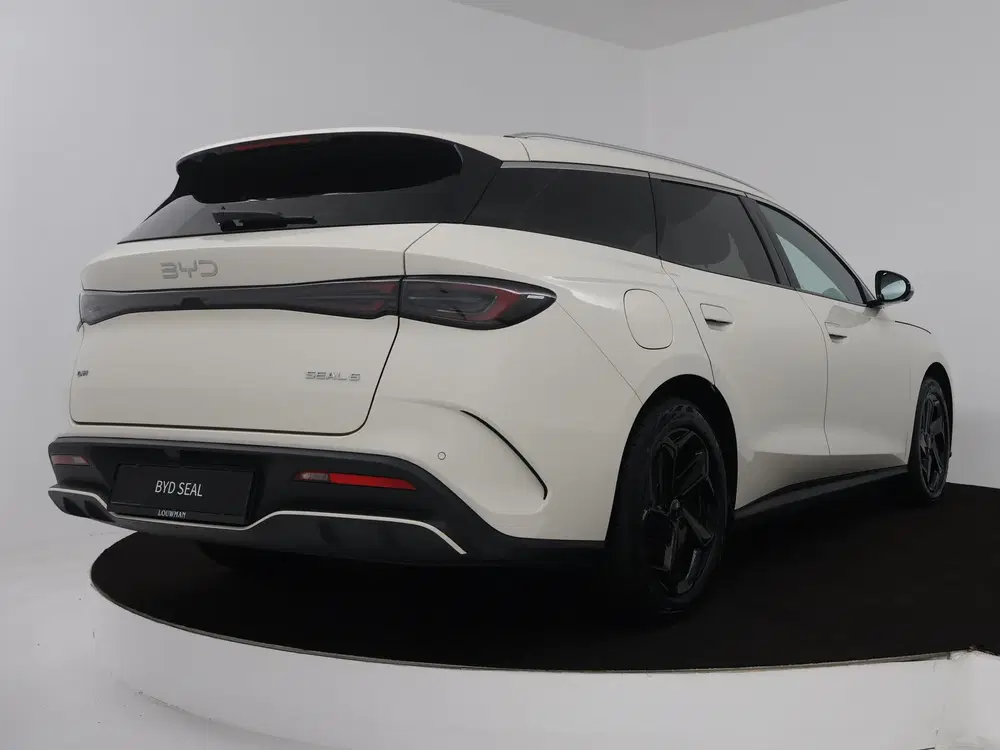 BYD Seal 6 1.5 DM-i Comfort uit 2026, foto 2