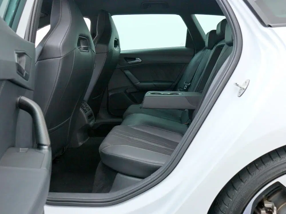 Cupra Leon 1.4 e-Hybrid Business uit 2024, foto 15