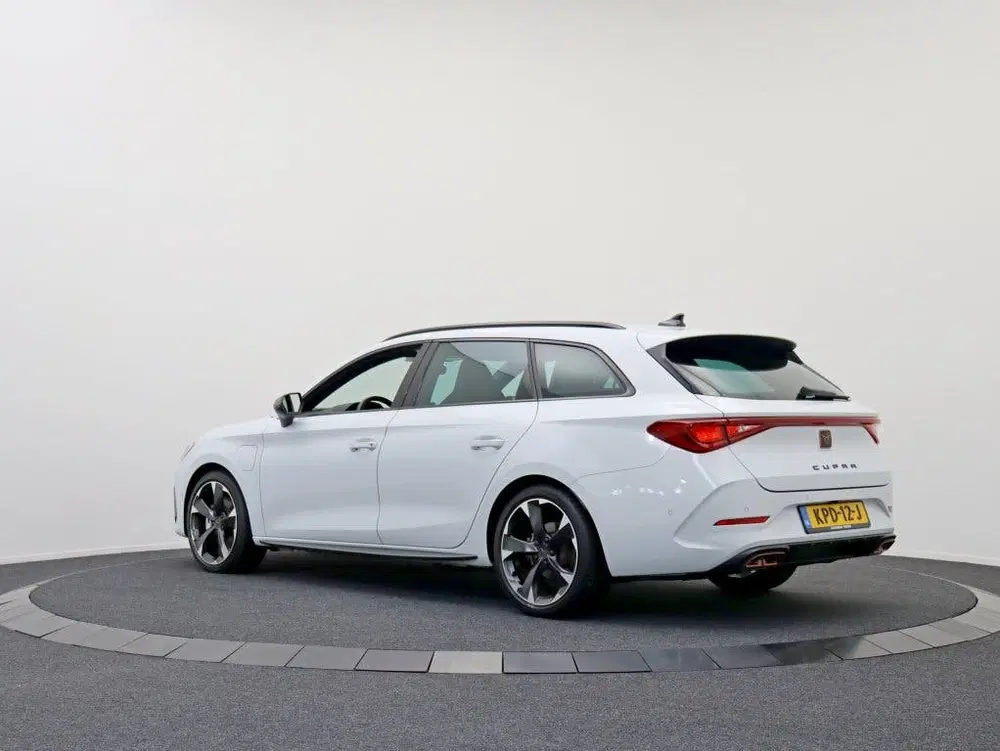 Cupra Leon 1.4 e-Hybrid Business uit 2024, foto 8