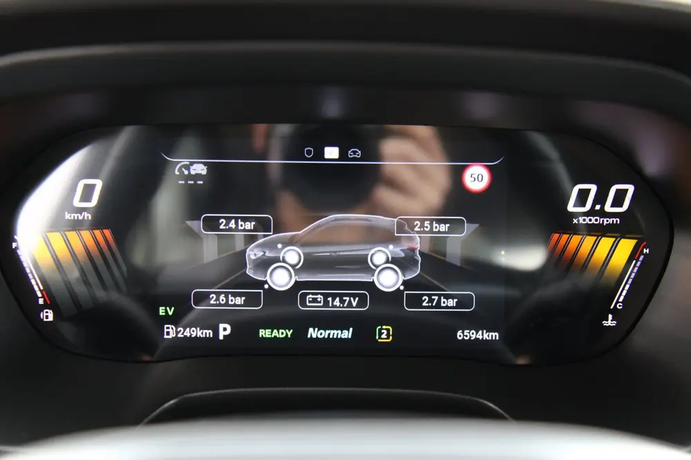 MG ZS 1.5 Hybrid+ Luxury 360°Camera Carplay Lede uit 2025, foto 12