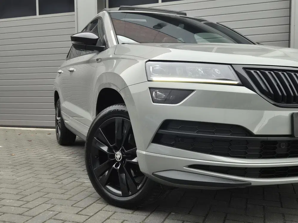 Skoda Karoq 1.5 TSI ACT Sportline Business Virtual uit 2020, foto 6