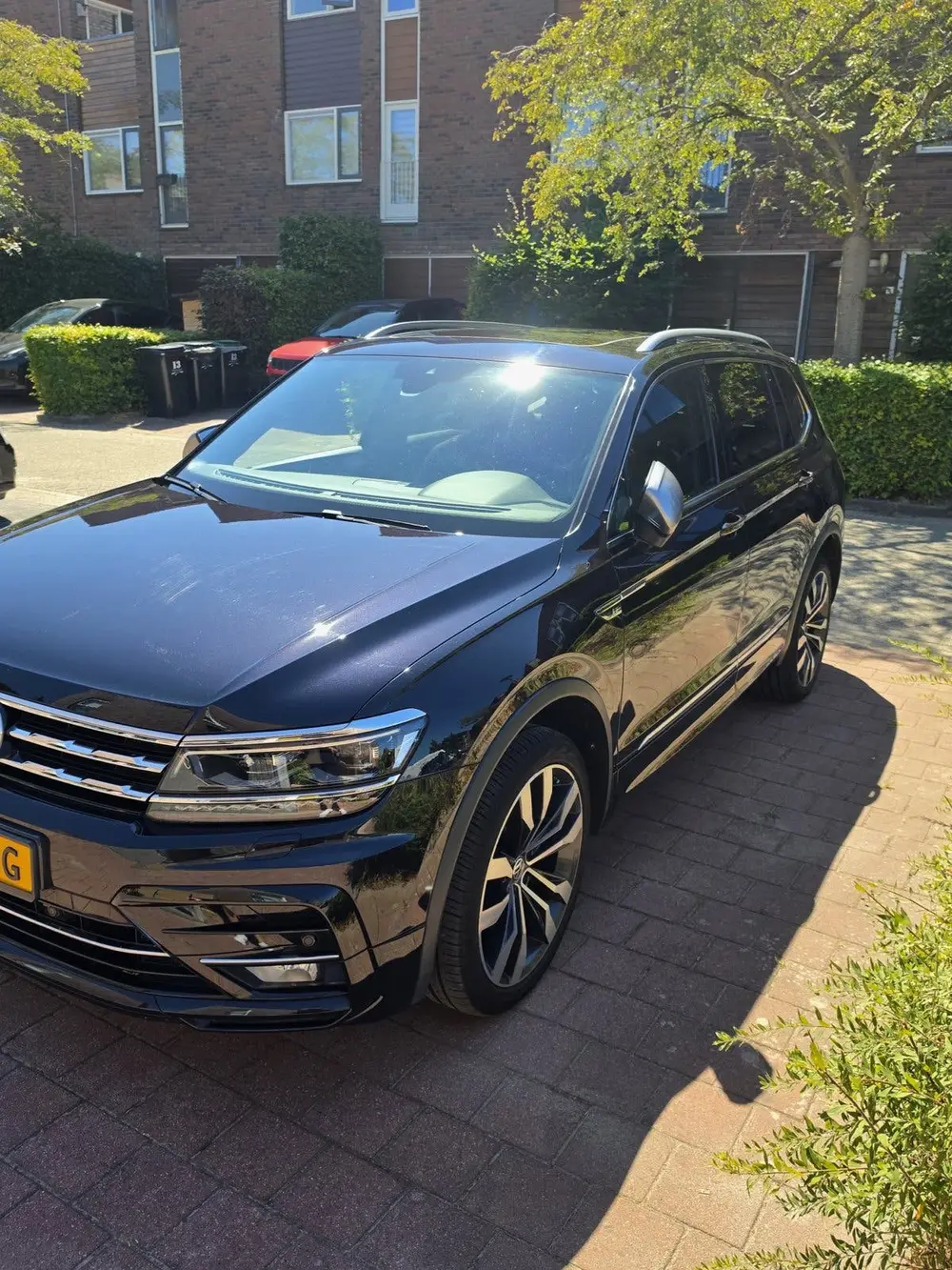 Volkswagen Tiguan Allspace Tiguan 2.0 TSI 220pk 4MOTION 7-DSG 2019 Zwart uit 2019