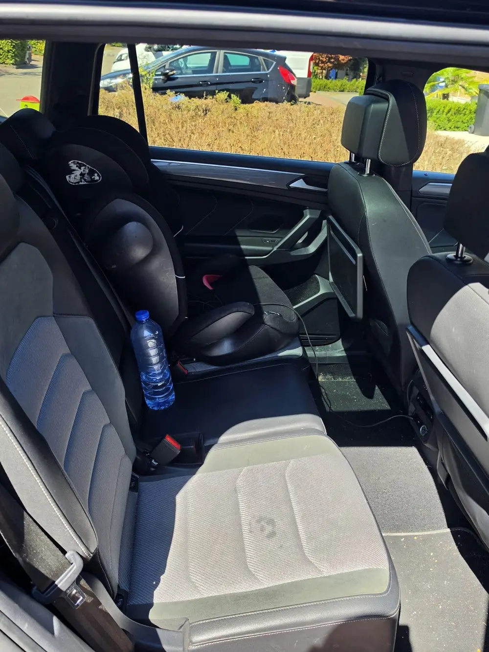 Volkswagen Tiguan Allspace Tiguan 2.0 TSI 220pk 4MOTION 7-DSG 2019 Zwart uit 2019, foto 7