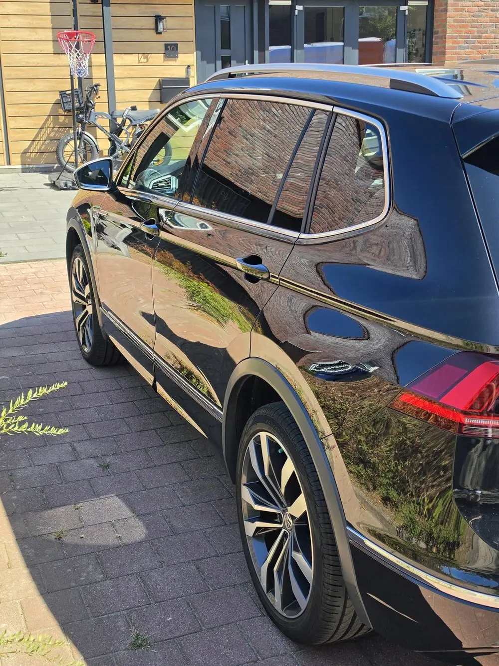 Volkswagen Tiguan Allspace Tiguan 2.0 TSI 220pk 4MOTION 7-DSG 2019 Zwart uit 2019, foto 8