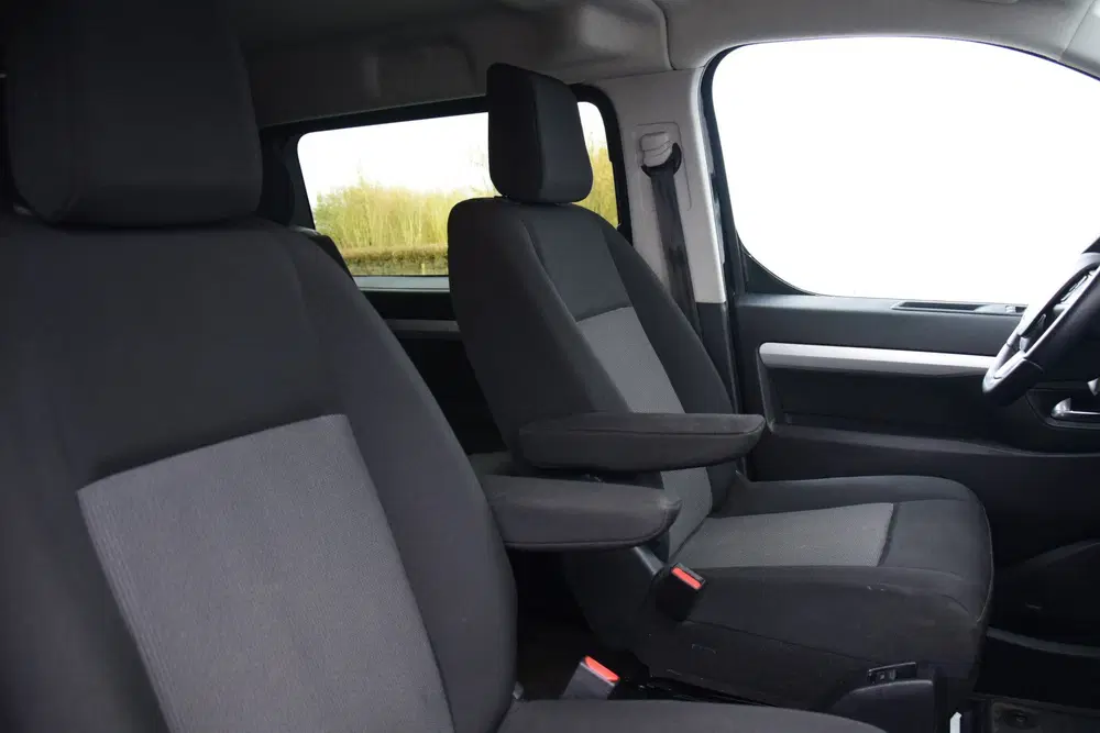 Peugeot Expert 2.0 BlueHDI 180 S&S DC 2x Schuifdeur Navi uit 2023, foto 2