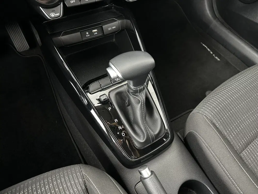 Kia Stonic 1.0 T-GDi DynamicPlusLine Automaat uit 2020, foto 12