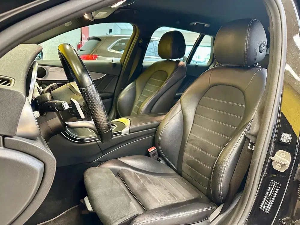 Mercedes-Benz C-Klasse 160 Bus. Solution AMG Limited uit 2019, foto 16