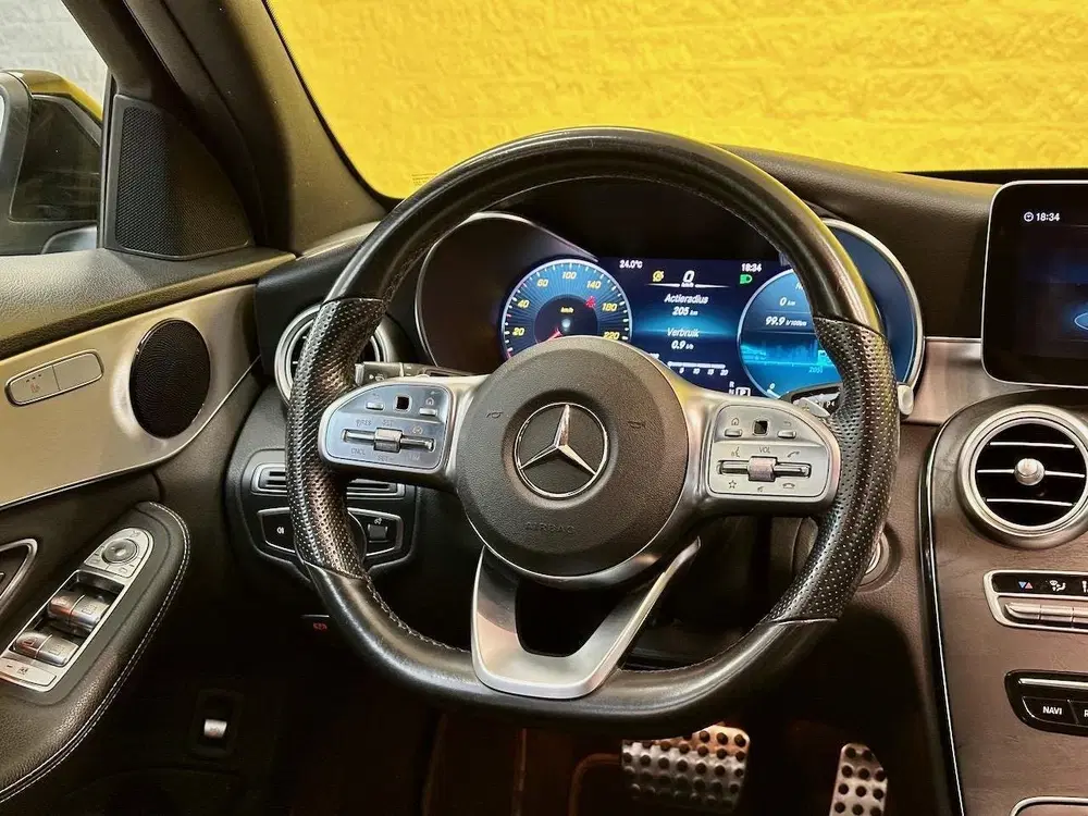 Mercedes-Benz C-Klasse 160 Bus. Solution AMG Limited uit 2019, foto 19