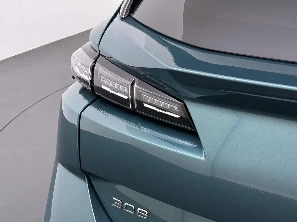 Peugeot 308 1.6 Plug-in Hybrid 180 Allure PHEV uit 2023, foto 2