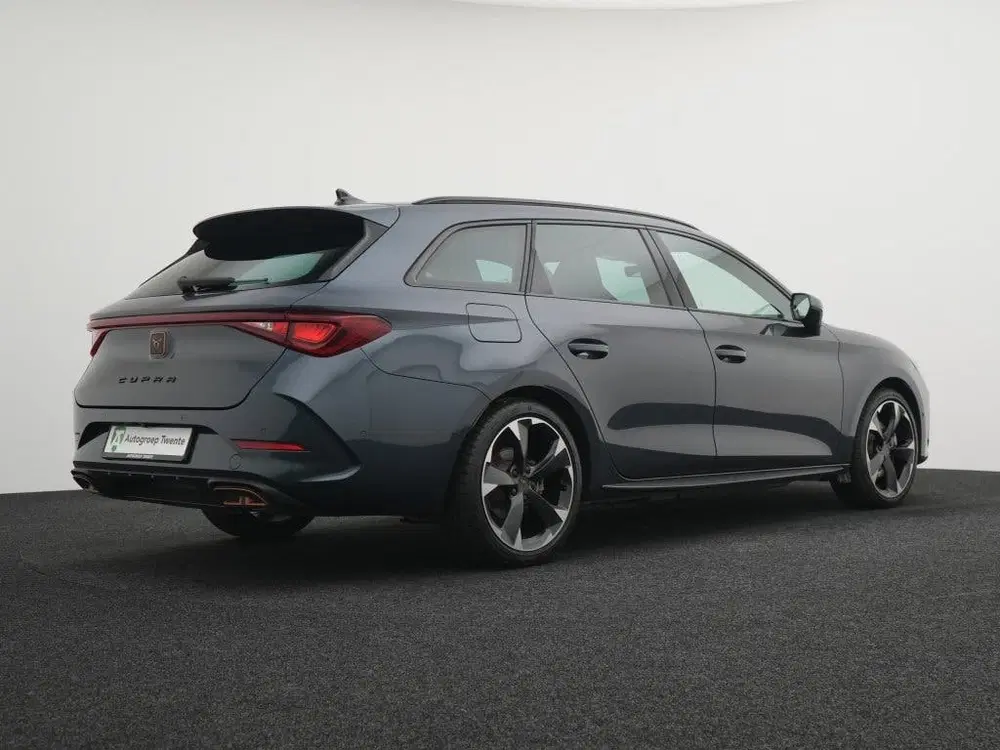 Cupra Leon 1.4 PHEV e-Hybrid Bns uit 2024, foto 2