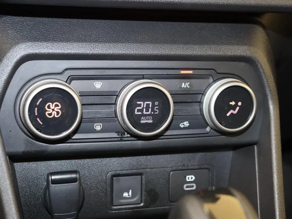 Dacia Jogger 1.6 Hybrid 140 Extreme 7p. uit 2025, foto 18