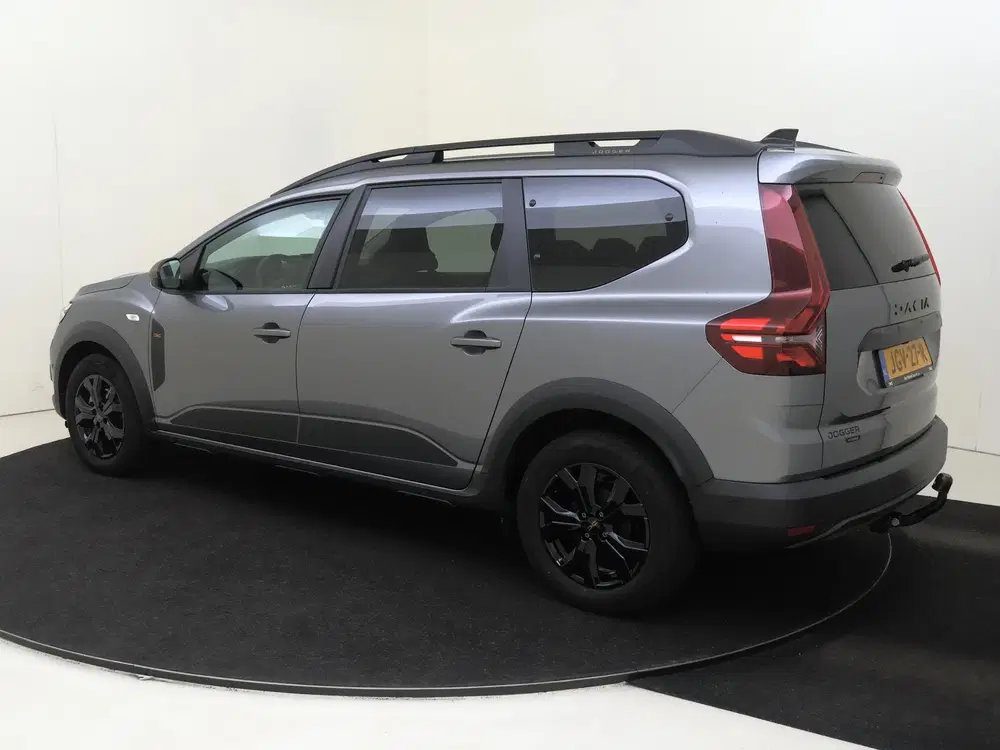 Dacia Jogger 1.6 Hybrid 140 Extreme 7p. uit 2025, foto 3