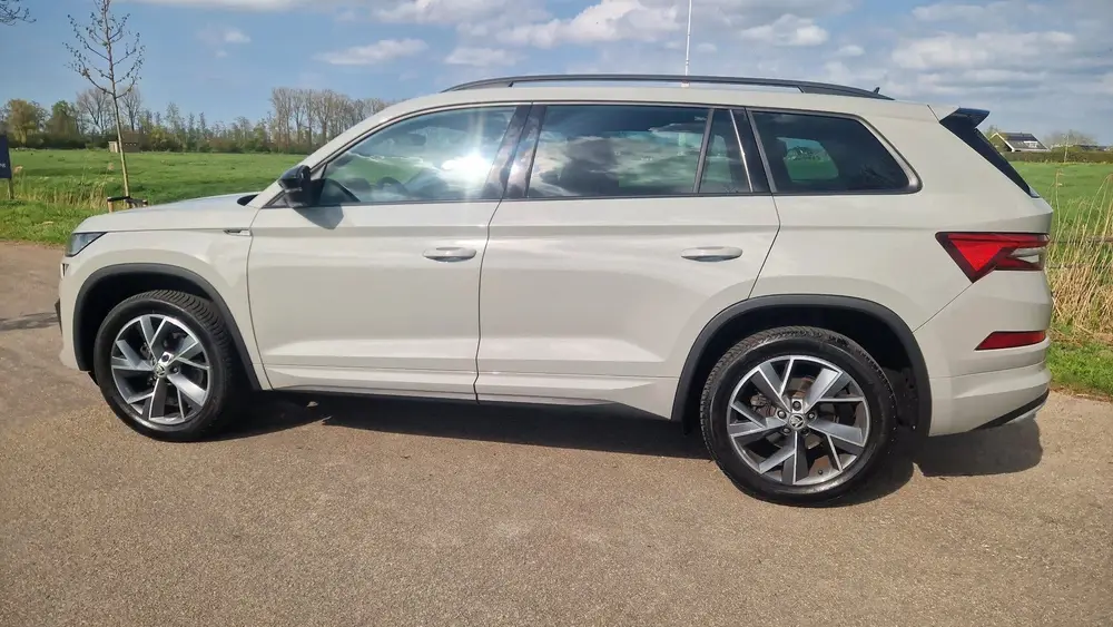 Skoda Kodiaq 1.5 TSI Sportline Business uit 2023, foto 2