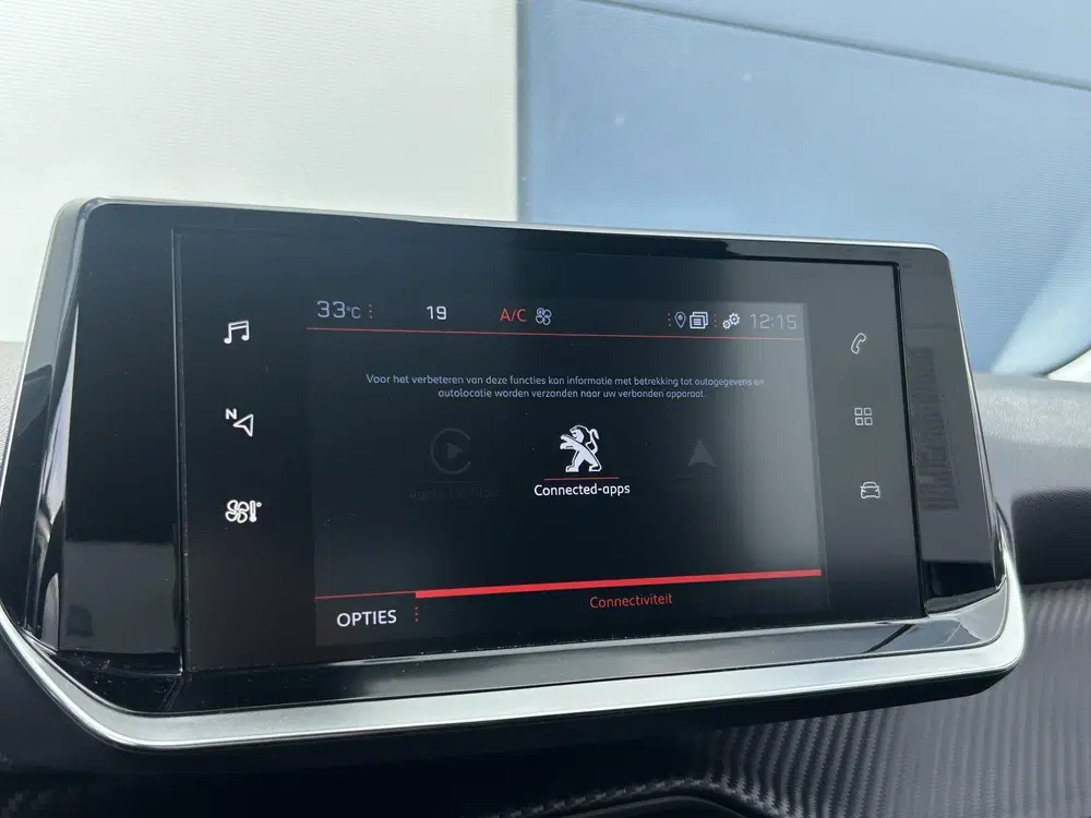 Peugeot 2008 1.2 PureTech Allure uit 2021, foto 14