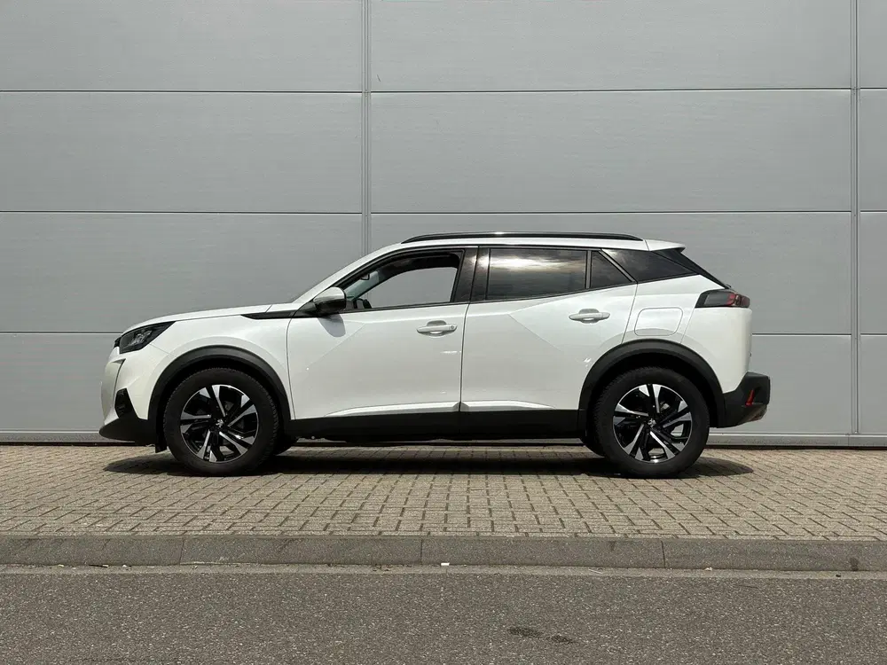 Peugeot 2008 1.2 PureTech Allure uit 2021, foto 3