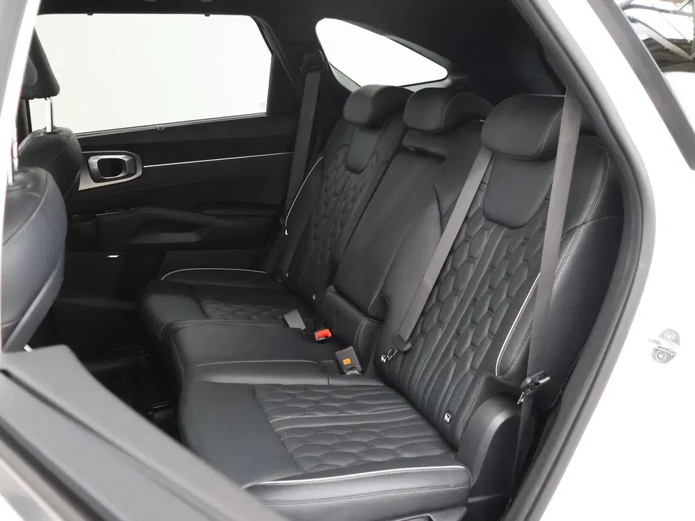 Kia Sorento 1.6 T-GDI Plug-in Hybrid 4WD ExecutiveLine uit 2021, foto 11