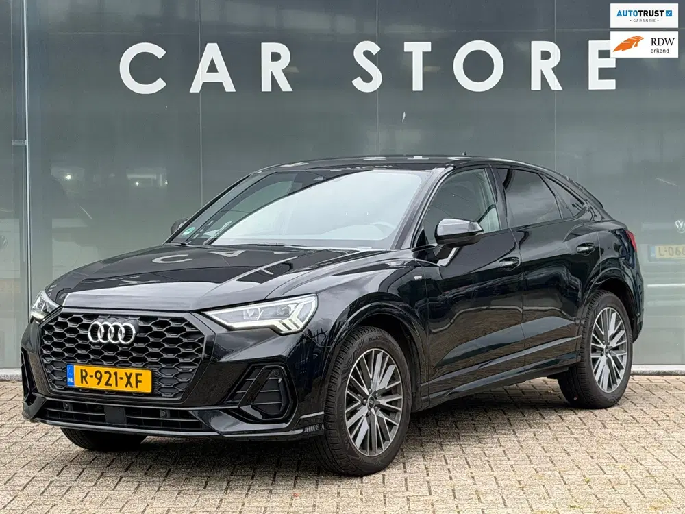Audi Q3 35 TFSI S LINE uit 2021