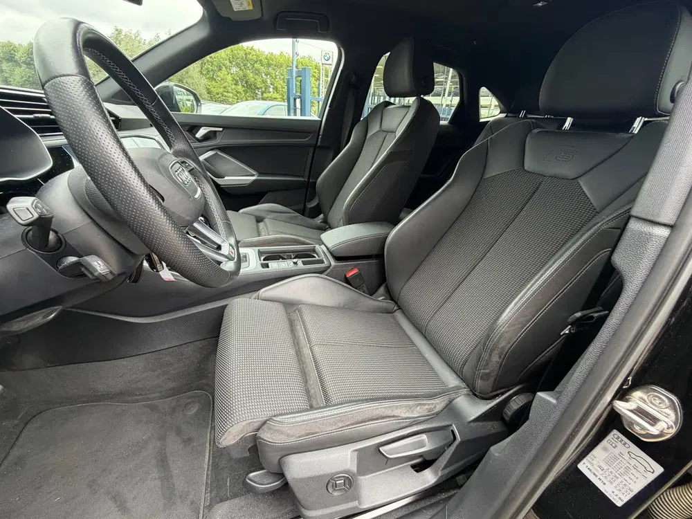 Audi Q3 35 TFSI S LINE uit 2021, foto 15