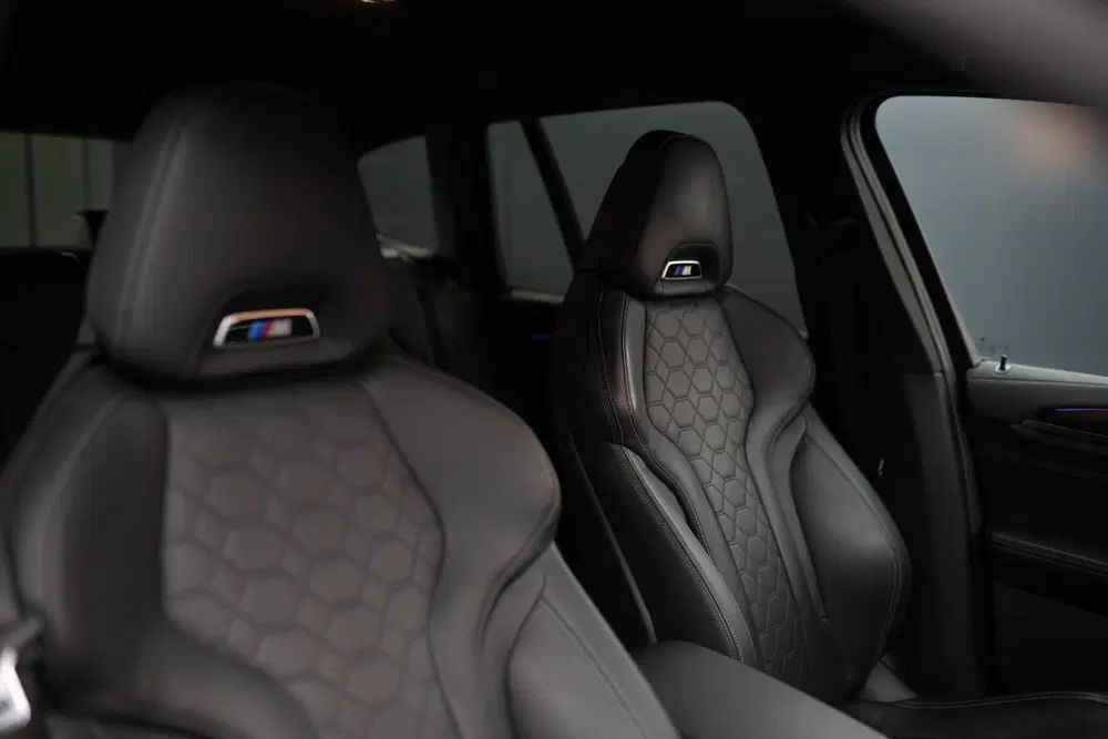 BMW X3 M Competition 360 uit 2020, foto 14