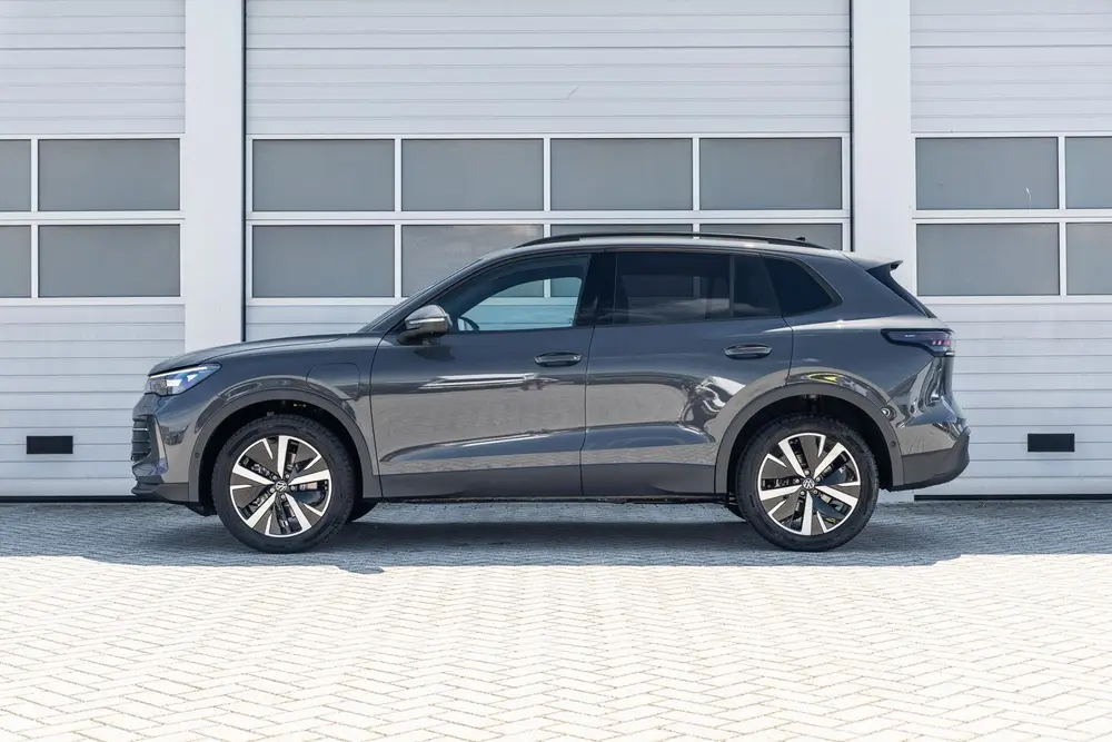 Volkswagen Tiguan 1.5 eHybrid 204pk DSG Life Edition | Trekh uit 2026, foto 11