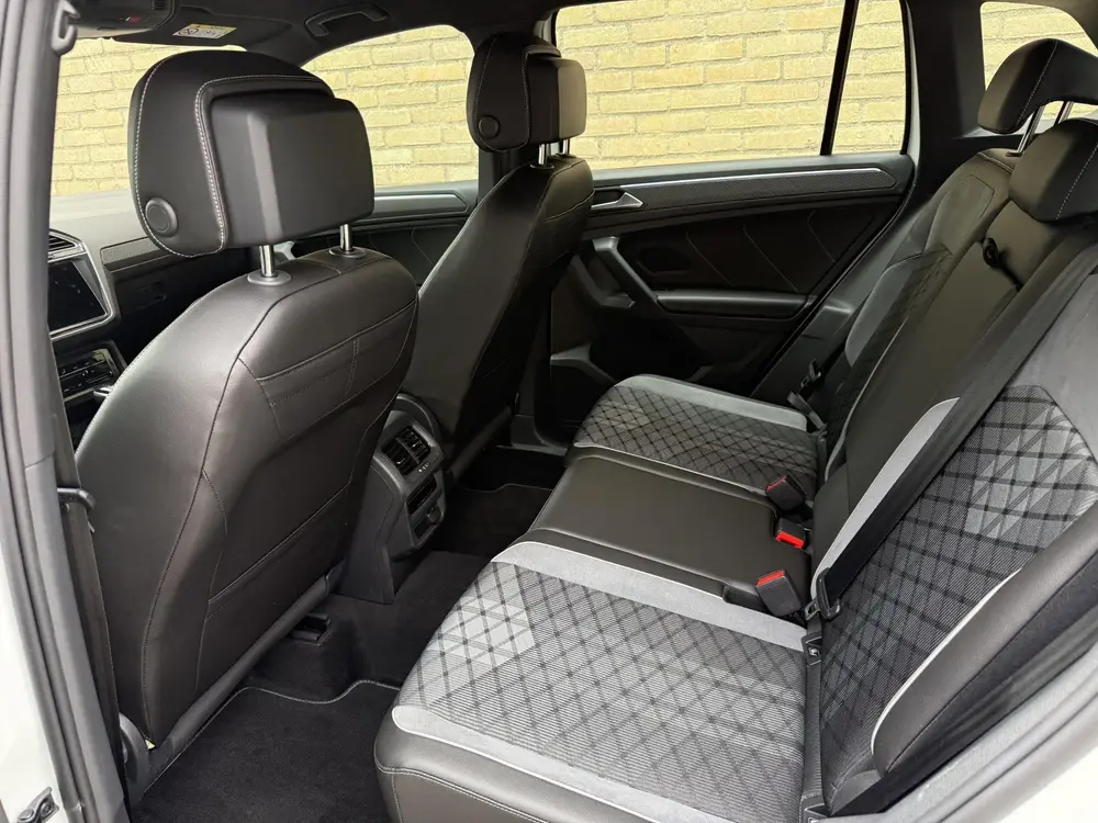 Volkswagen Tiguan 1.4 TSI eHybrid R-Line Business+ | Trekhaa uit 2022, foto 16