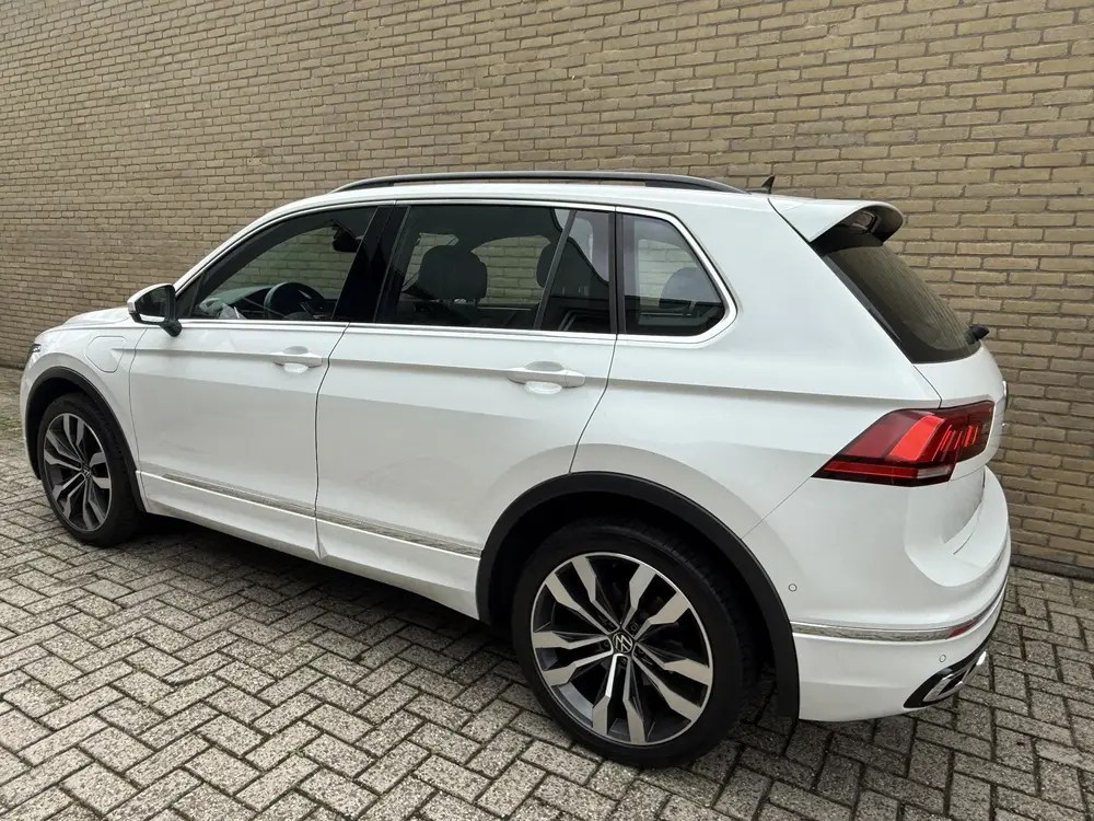 Volkswagen Tiguan 1.4 TSI eHybrid R-Line Business+ | Trekhaa uit 2022, foto 2