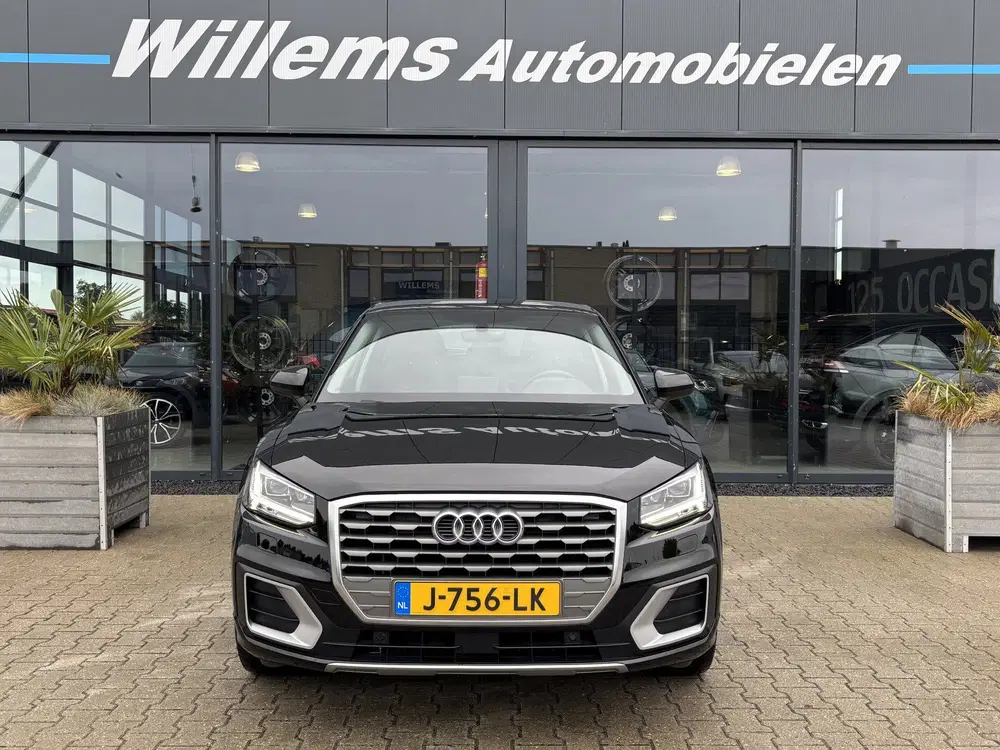 Audi Q2 35 TFSI EPIC Navigatie uit 2020, foto 2