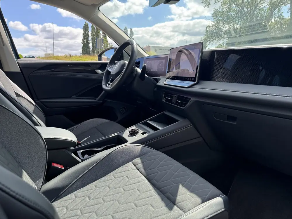 Volkswagen Tiguan 1.5 TSI 204PK DSG HYBRID LIFE ENERGY 360° uit 2025, foto 10