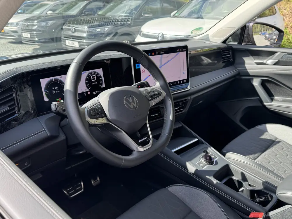 Volkswagen Tiguan 1.5 TSI 204PK DSG HYBRID LIFE ENERGY 360° uit 2025, foto 2