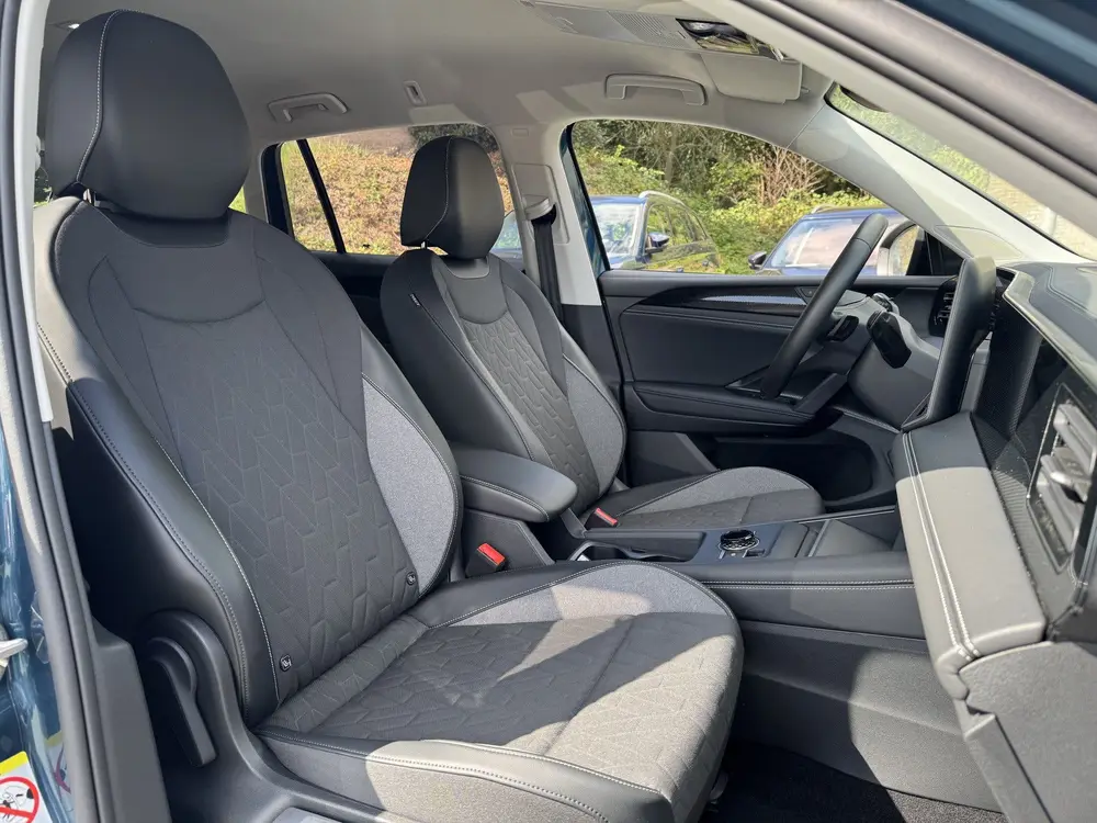 Volkswagen Tiguan 1.5 TSI 204PK DSG HYBRID LIFE ENERGY 360° uit 2025, foto 20