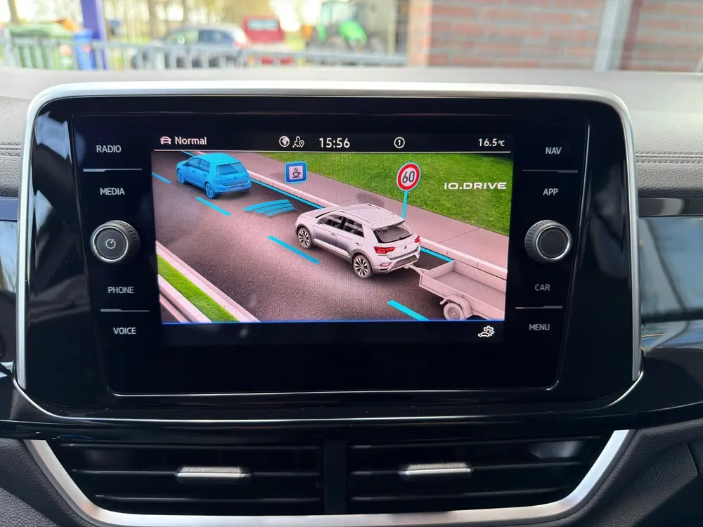 Volkswagen T-Roc 1.5 TSI R-Line Acc, Trekhaak, All Season ba uit 2025, foto 12