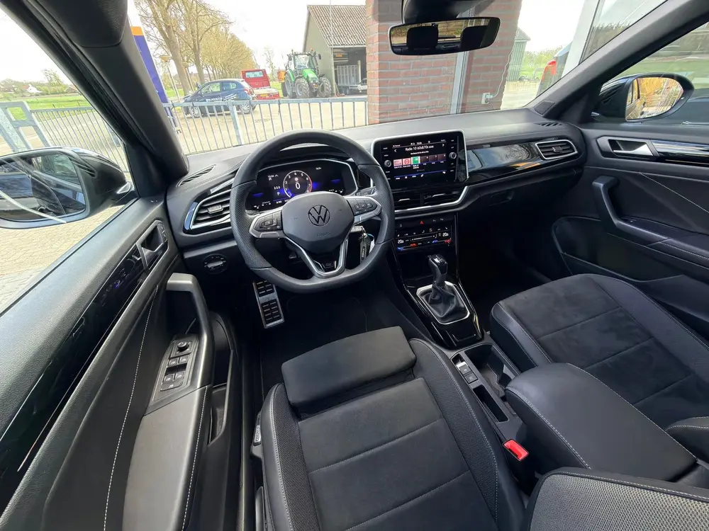 Volkswagen T-Roc 1.5 TSI R-Line Acc, Trekhaak, All Season ba uit 2025, foto 18