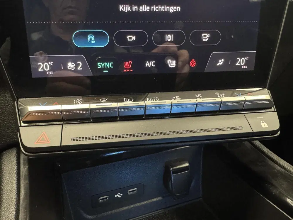 Renault Austral 1.2 E-Tech full hybrid 200 Techno Automaat uit 2023, foto 8