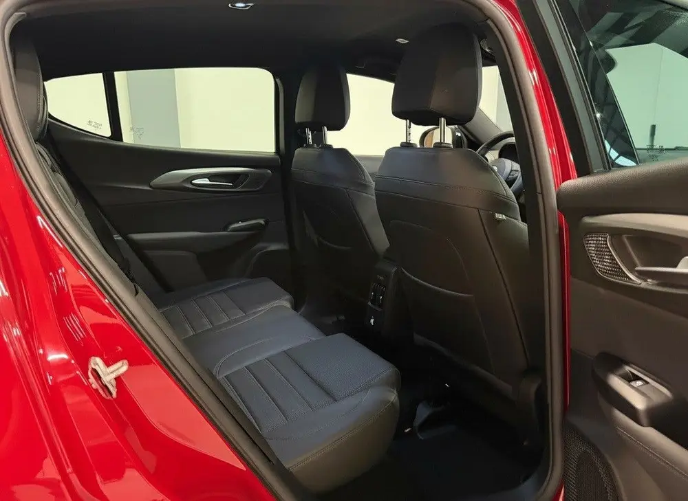 Alfa Romeo Tonale 1.3T PHEV Edizione Speciale uit 2022, foto 15